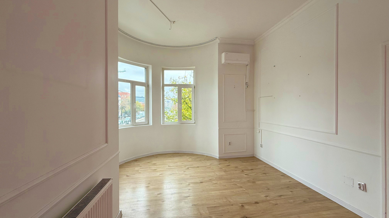 2 camere Dorobanti, et 1, fara risc seismic, centrala proprie, ideal birouri