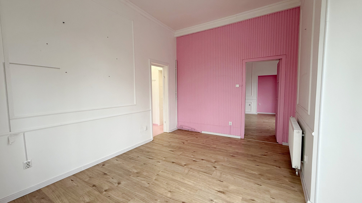 2 camere Dorobanti, et 1, fara risc seismic, centrala proprie, ideal birouri