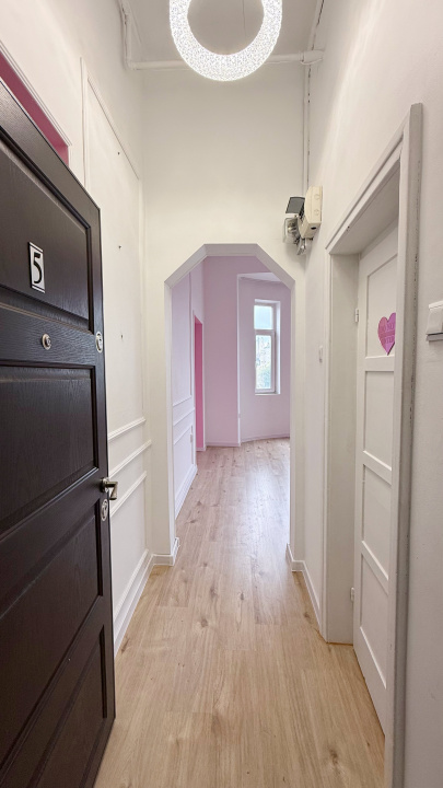 2 camere Dorobanti, et 1, fara risc seismic, centrala proprie, ideal birouri