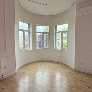 2 camere Dorobanti, et 1, fara risc seismic, centrala proprie, ideal birouri