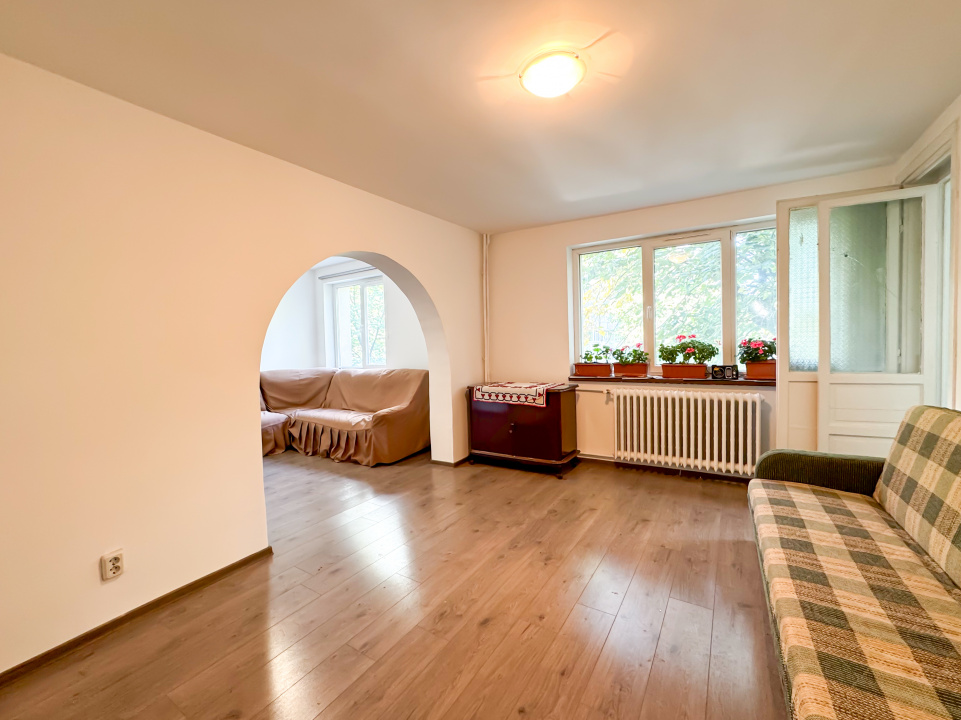 Secuilor, Piata Sudului. 3 camere ieftin