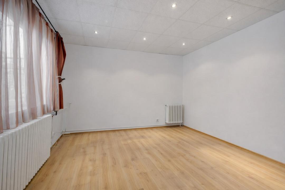 VIILOR - ECHINOCTIULUI, CASA 211 MP UTILI, LOT 460 MP!