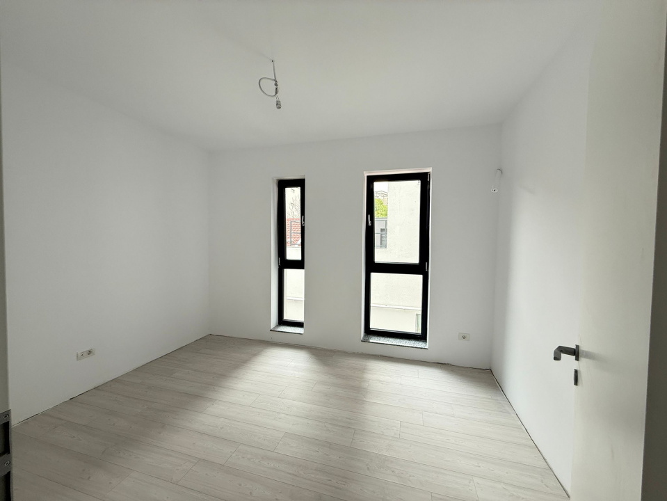 4 camere bloc nou, Zona Nerva Traian, Metrou Timpuri Noi