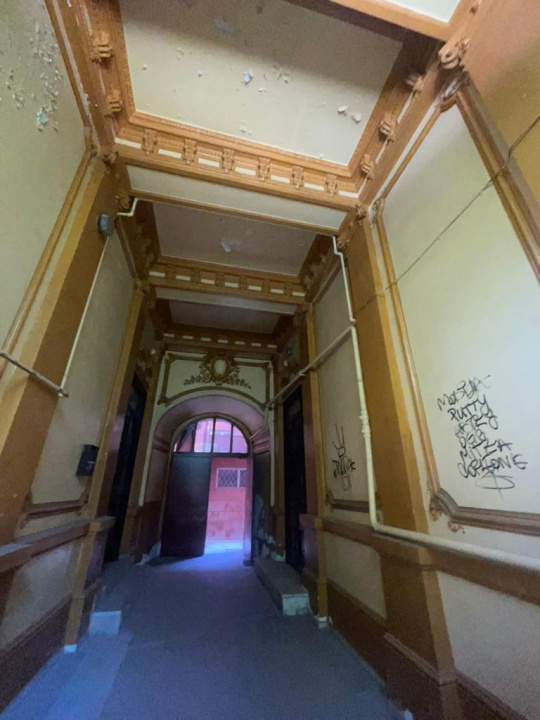  Imobil istoric de vânzare în Centrul Vechi, București