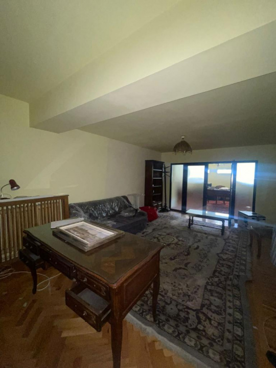  Imobil istoric de vânzare în Centrul Vechi, București