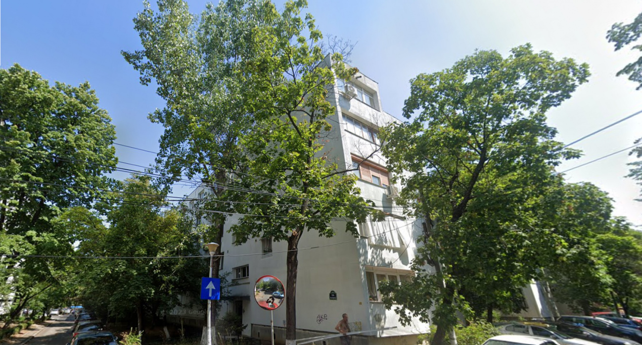 Apartament 2 Camere Decomandat Parc Moghioros