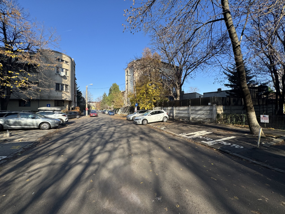 Piata Alba Iulia, garsoniera confort II. Investitie excelenta.