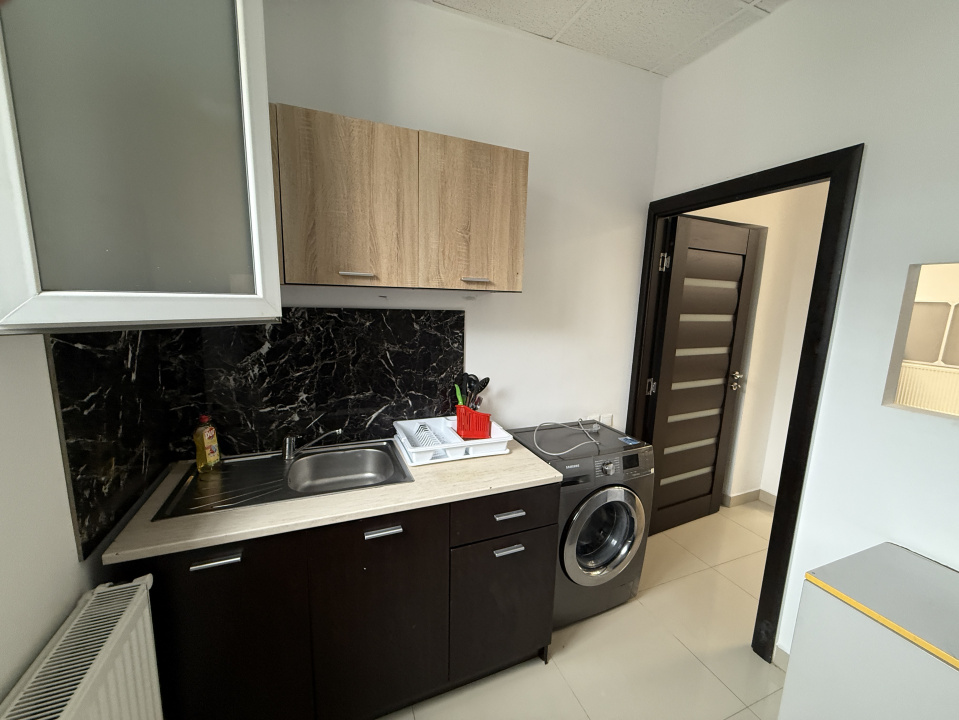 Locatie cu 12 patruri pentru muncitori straini, cu posibilitate de parcare !