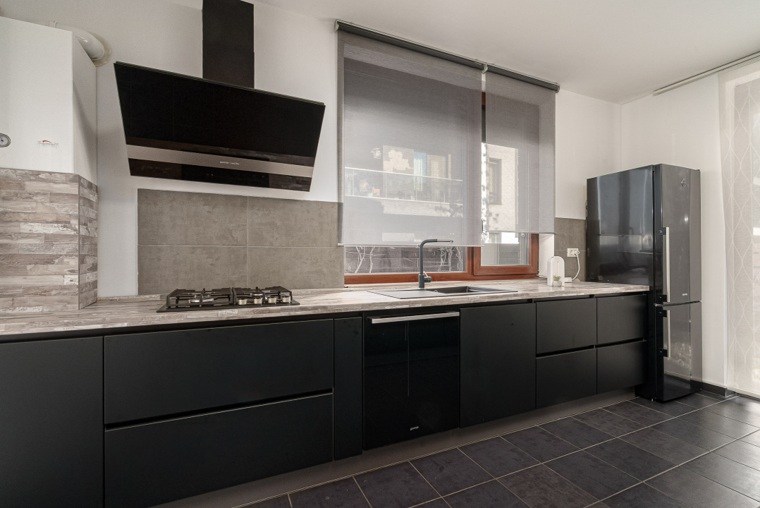 Casă ideală pentru familie–4 camere, curte amenajată, complex privat-securizat