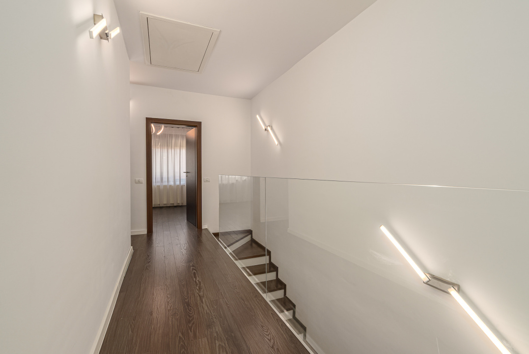 Casă ideală pentru familie–4 camere, curte amenajată, complex privat-securizat