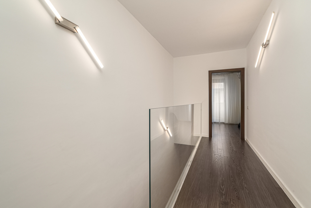 Casă ideală pentru familie–4 camere, curte amenajată, complex privat-securizat