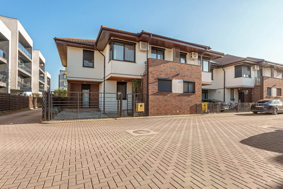 Casă ideală pentru familie–4 camere, curte amenajată, complex privat-securizat