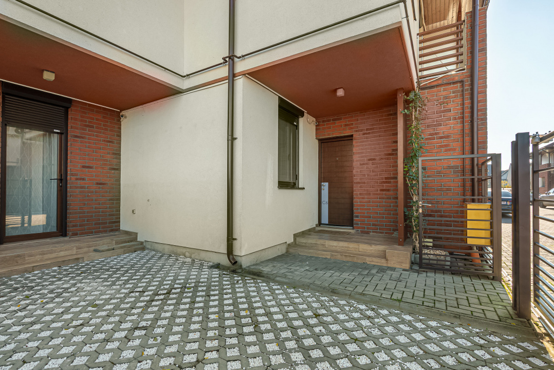 Casă ideală pentru familie–4 camere, curte amenajată, complex privat-securizat