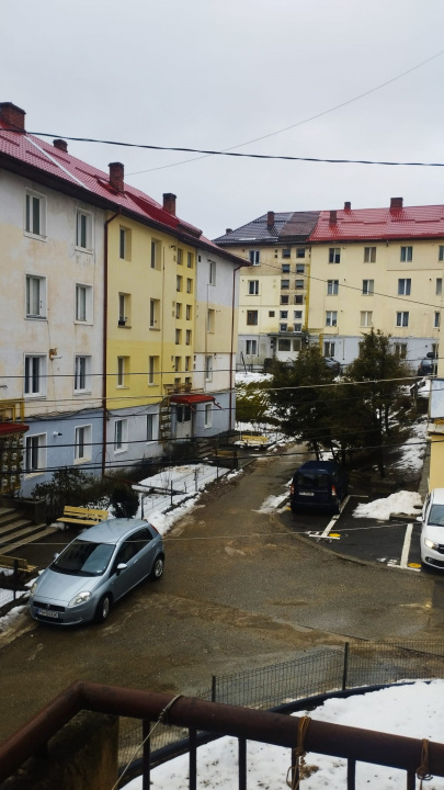 SUPER OCAZIE – Apartament 2 camere decomandat, Sinaia –  Preț: 50.000 EUR