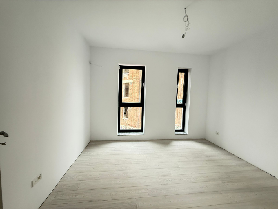 4 camere bloc nou, Zona Nerva Traian, Metrou Timpuri Noi