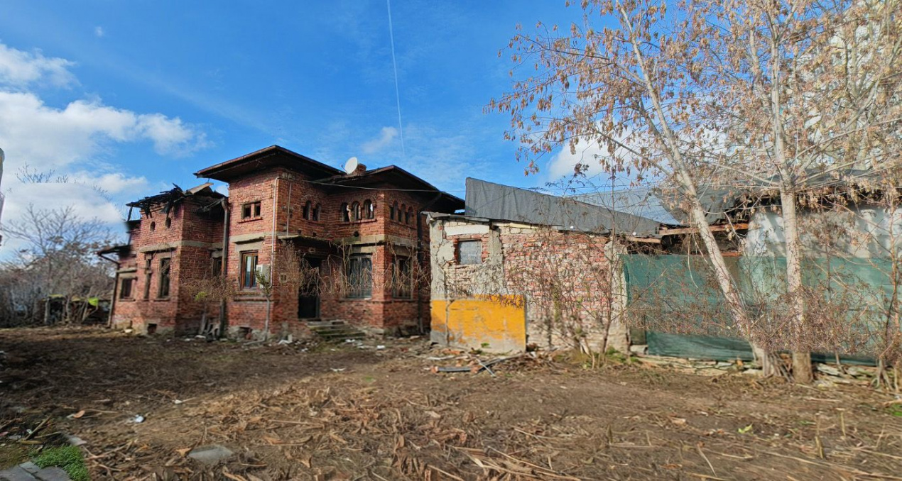 Teren 833 mp Calea Vitan