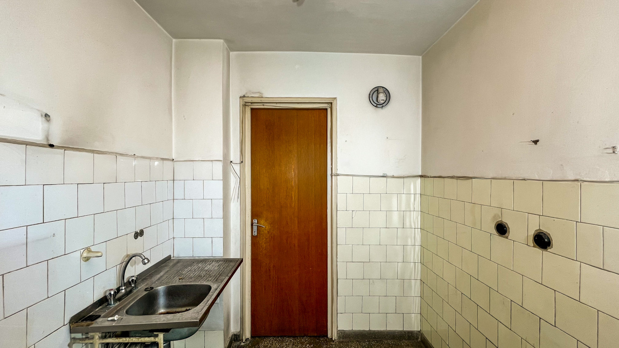 Apartament 3 Camere Decomandat Metrou Piata Sudului