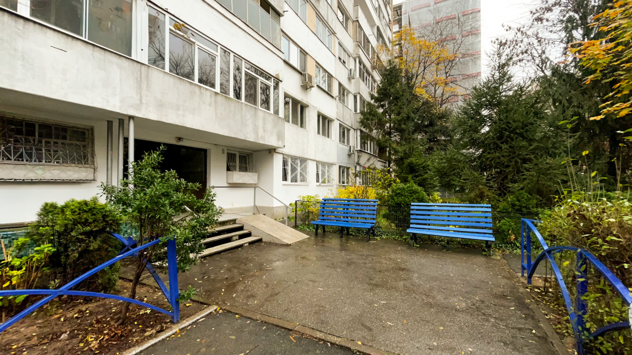 Apartament 3 Camere Decomandat Metrou Piata Sudului