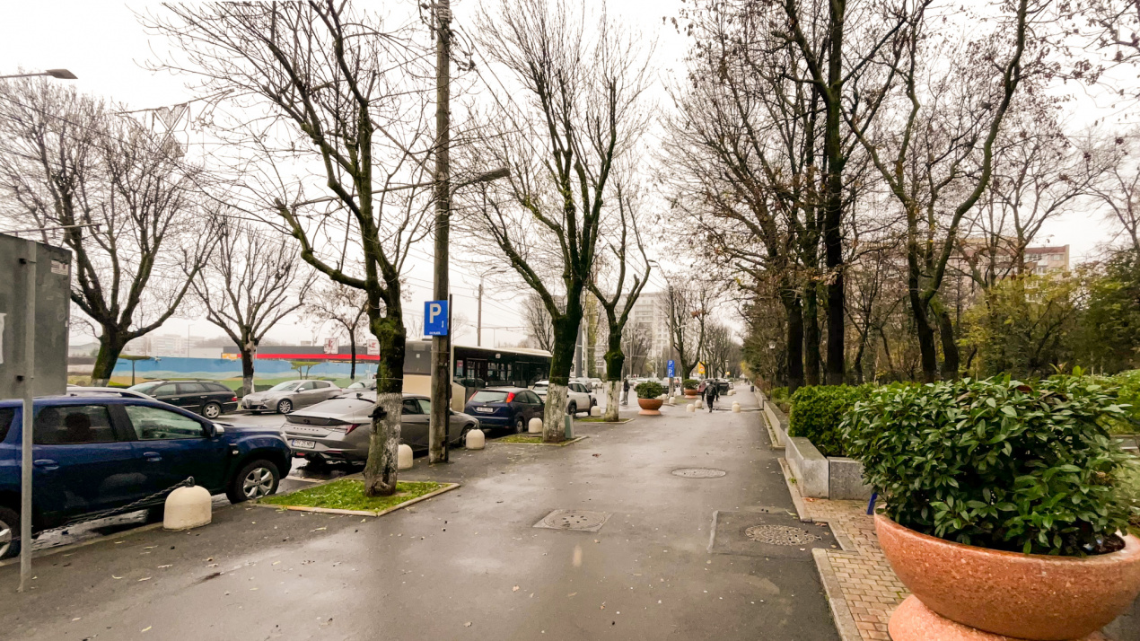 Apartament 3 Camere Decomandat Metrou Piata Sudului