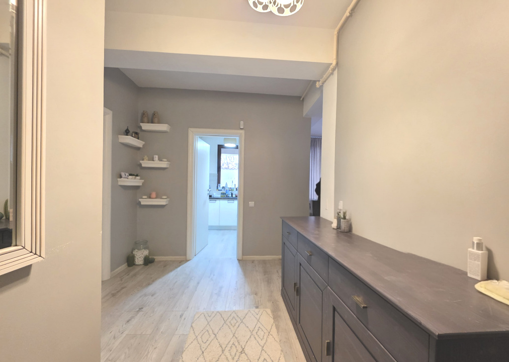 Apartament 2 Camere + Grădină 38mp, Pipera, mobilat si utilat complet