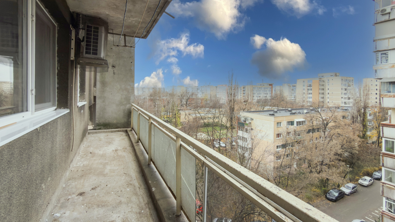 Apartament 3 camere renovat, 3 balcoane, Drumul Taberei 