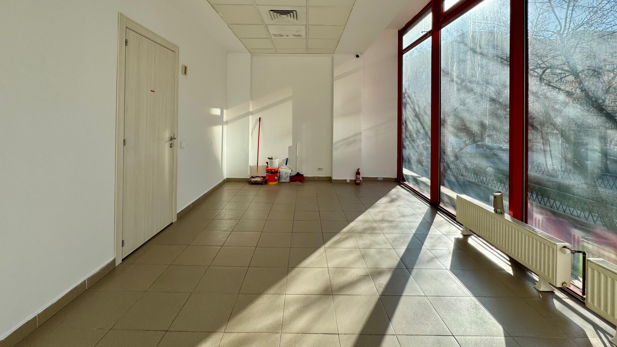 Spatiu de birouri | Piata Vitan | Utilitati incluse | Nu se aplica TVA