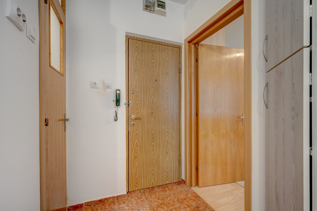 ARENA NATIONALA - ALEEA CODLEA GARSONIERA 30 MP TOTAL, PARTER! 