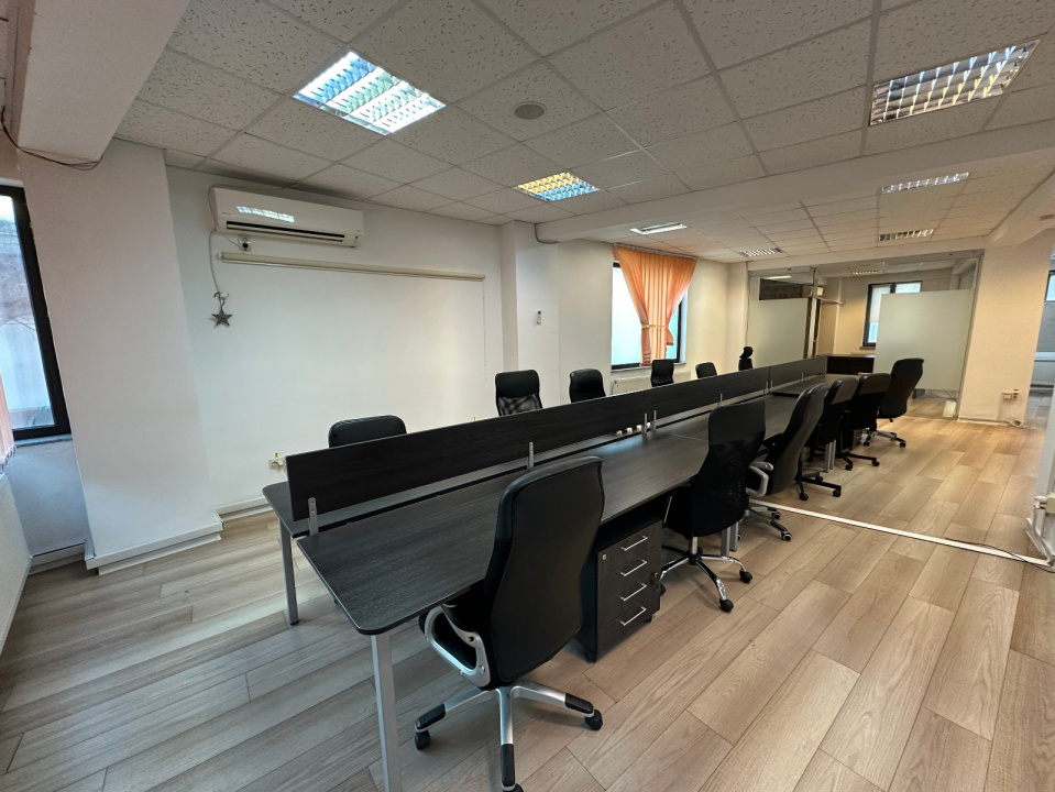 Vă propunem spre vânzare o clădire de birouri situată în zona Cotroceni