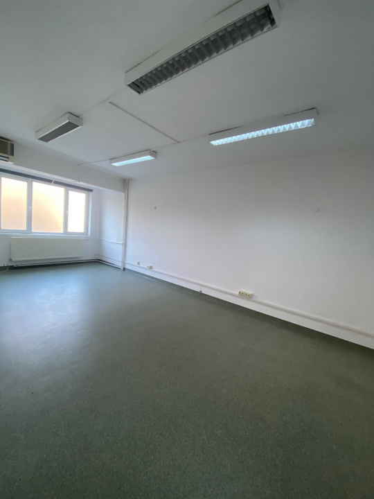 Vă propunem spre vânzare o clădire de birouri situată în zona Cotroceni