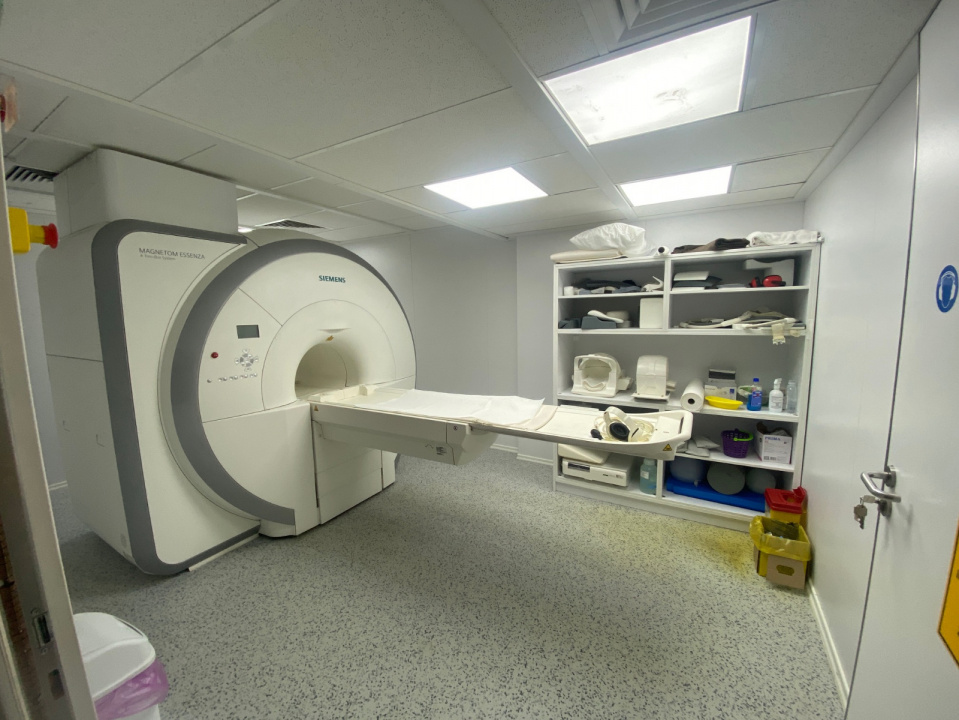 Vă propunem spre vânzare o clădire de birouri situată în zona Cotroceni