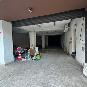 Vă propunem spre vânzare o clădire de birouri situată în zona Cotroceni