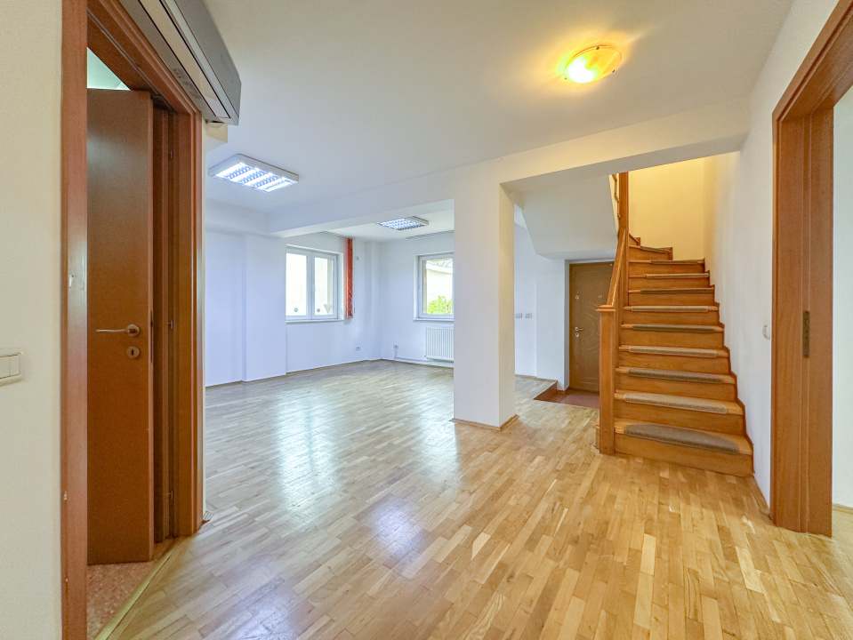 Comision 0, Obor - duplex, curte proprie - spatiu firmă/locuinta