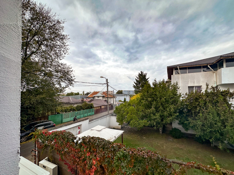 10 min. de Eroii Revolutiei, Bloc Boutique - apartament cu 3 camere