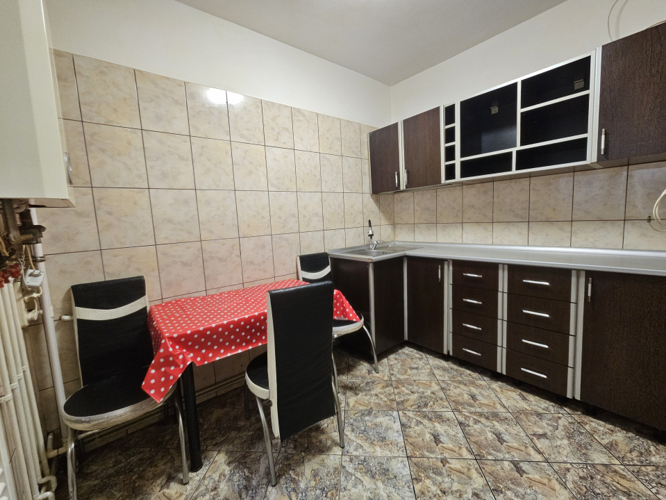 BERCENI - PIATA RESITA, 3 CAMERE 73 MP TOTAL, CENTRALA PROPRIE!