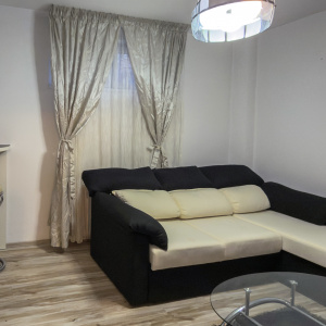 Apartament 2 camere mobilat modern, parcare, lângă metrou