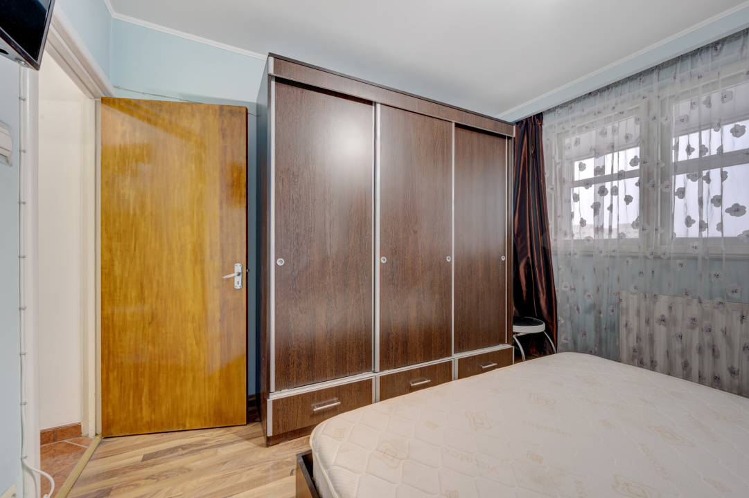 BERCENI – PIAȚA REȘIȚA, 3 CAMERE, 73 MP TOTAL, CENTRALA PROPRIE, LOC PARCARE!