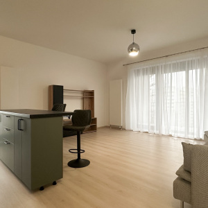 Prima închiriere: Panoramă fără obstacole, 69mp complet echipat