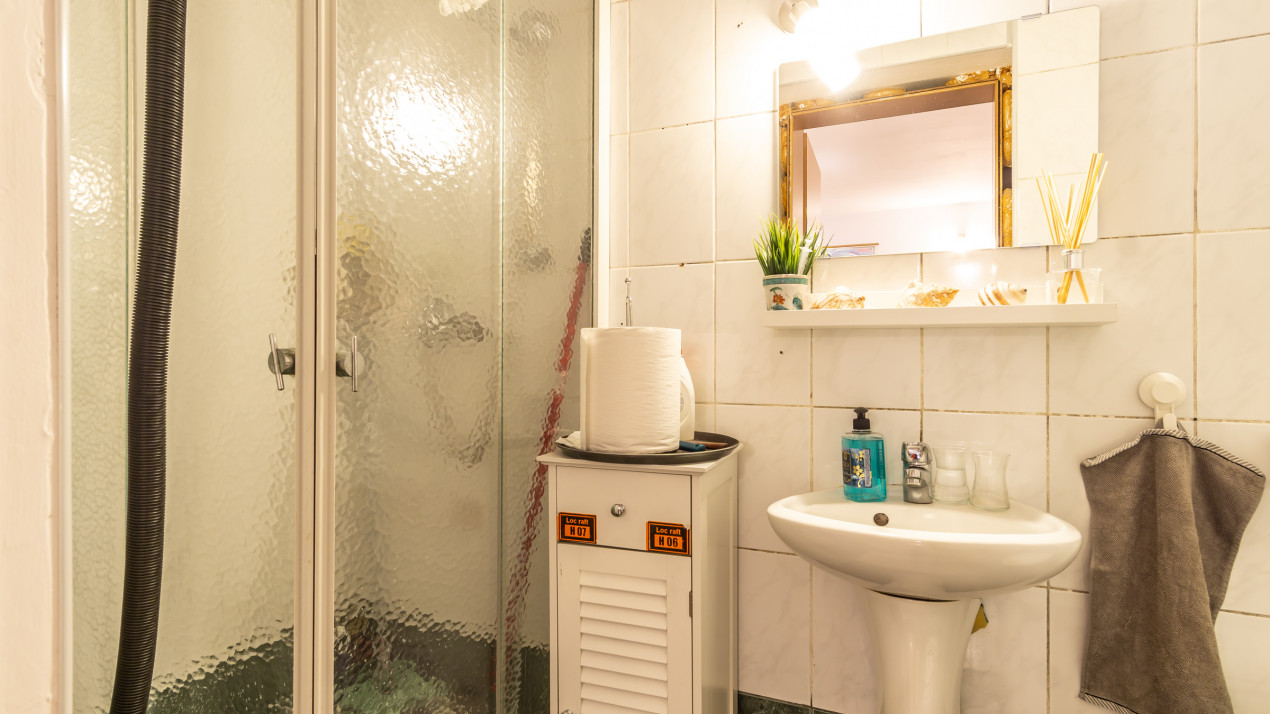 Spatiu birouri Mihalache -Turda in imobil mixt, 33 mp, centrala gaze proprie