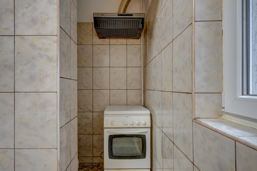 3 CAMERE | 73 MP TOTAL | CENTRALĂ PROPRIE | LOC DE PARCARE