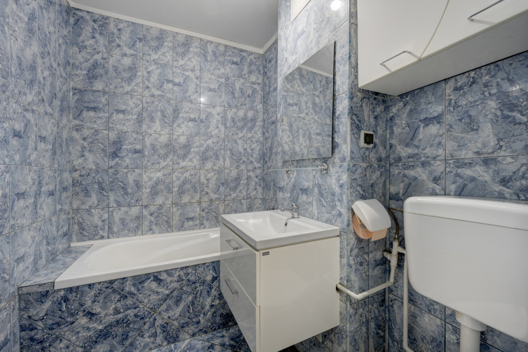 3 CAMERE | 73 MP TOTAL | CENTRALĂ PROPRIE | LOC DE PARCARE