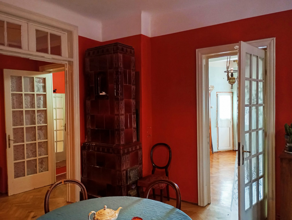 Apartament, 3 camere, Bucuresti / Unirii / Piata Sfantu Stefan. 185.000 Euro