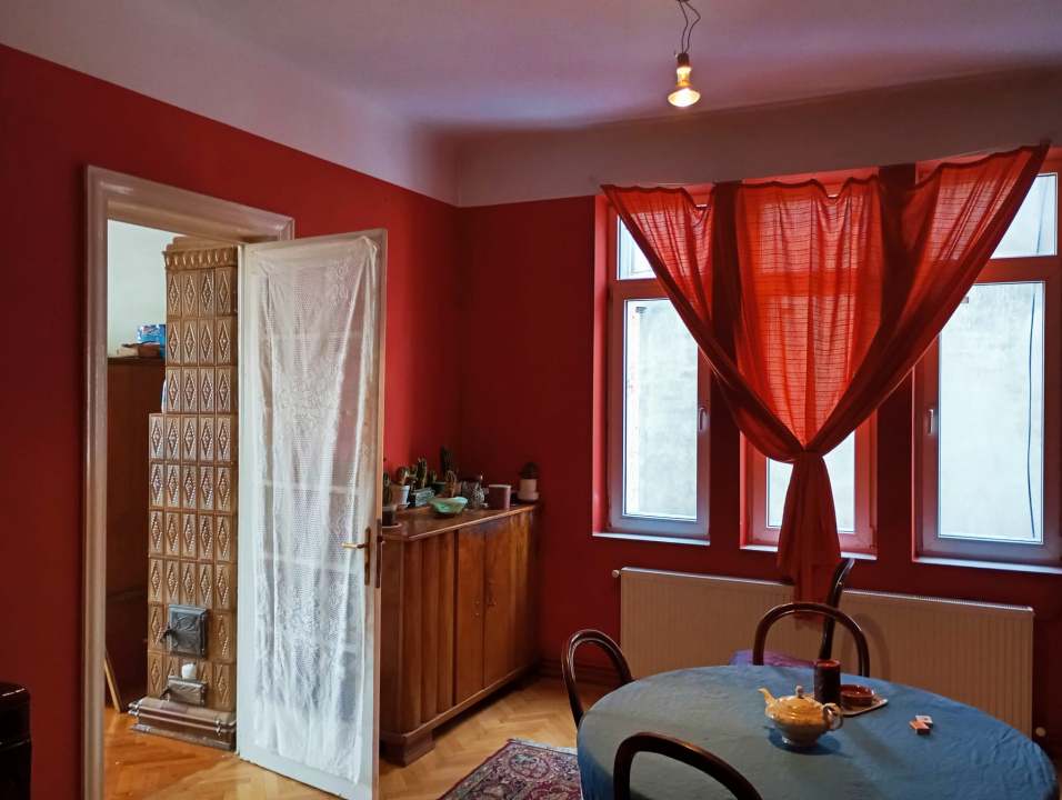 Apartament, 3 camere, Bucuresti / Unirii / Piata Sfantu Stefan. 185.000 Euro