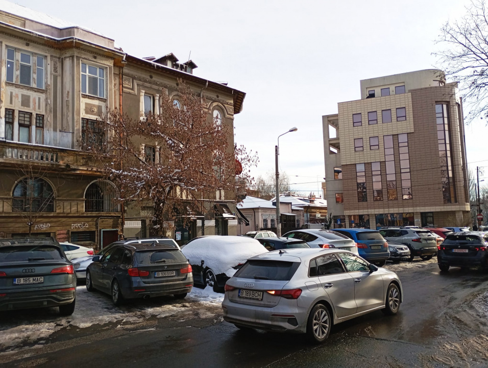 Apartament, 3 camere, Bucuresti / Unirii / Piata Sfantu Stefan. 185.000 Euro