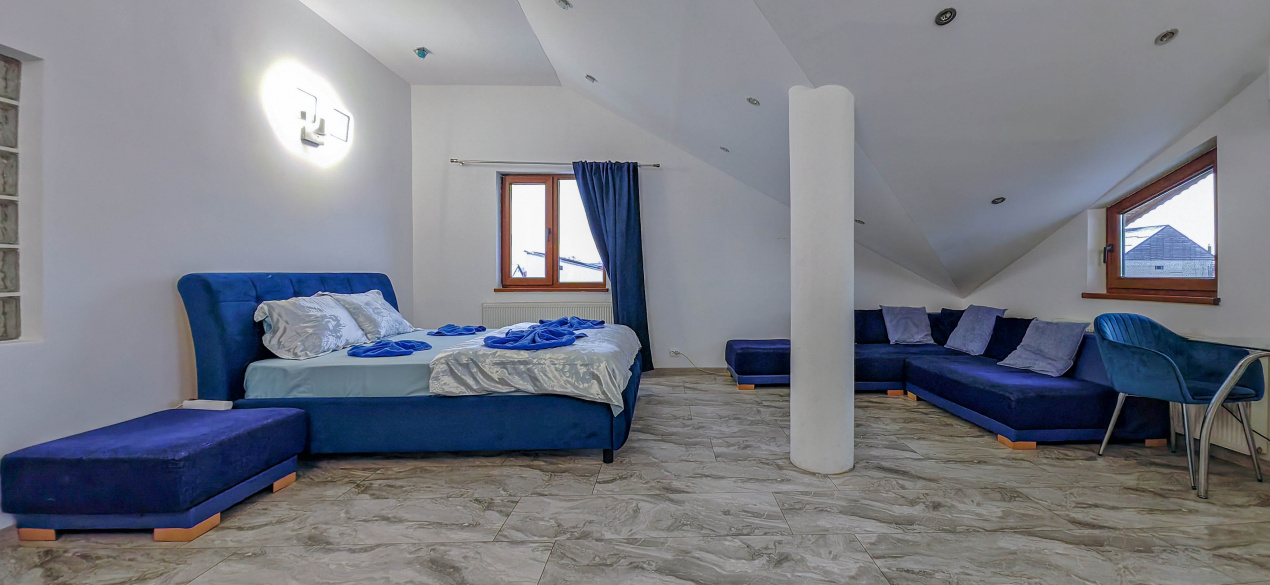 Casă 5 camere renovată 2025, curte+parcare, Rahova