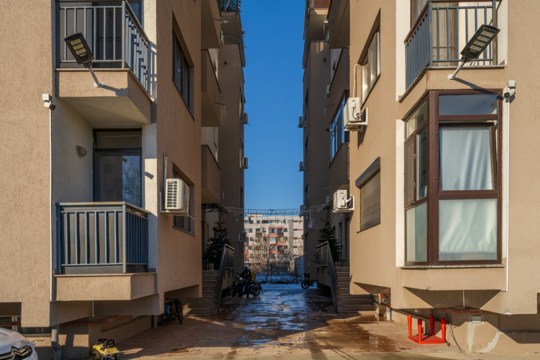 Apartament cu 2 camere - prima inchiriere - Prelungirea Ghencea- Funigeilor