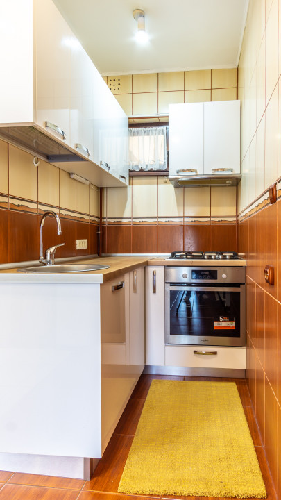 2 cam imobil nou Domenii/1 Mai, CENTRALA PROPRIE, complet mobilat/utilat, etaj 1