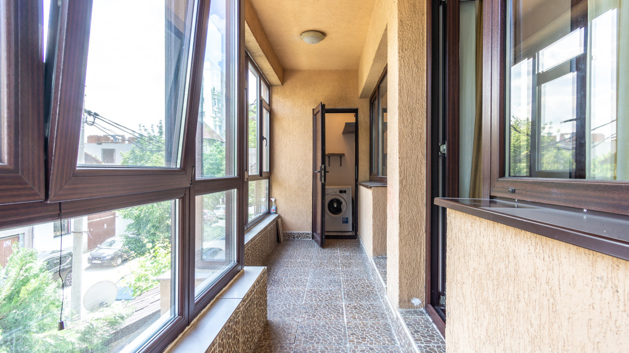 2 cam imobil nou Domenii/1 Mai, CENTRALA PROPRIE, complet mobilat/utilat, etaj 1