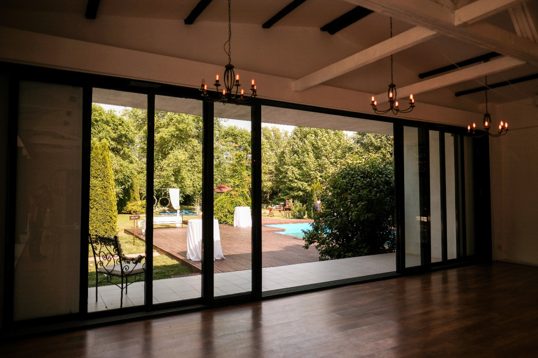 Spatiu evenimente langa Bucuresti, spatiu inchiriat cu 1500 €/luna