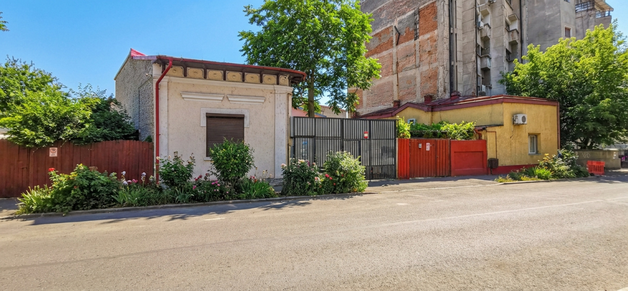 Spațiu Birouri în Casă Renovată 1930 | Basarab - Gara de Nord | 5 Camere + Curte