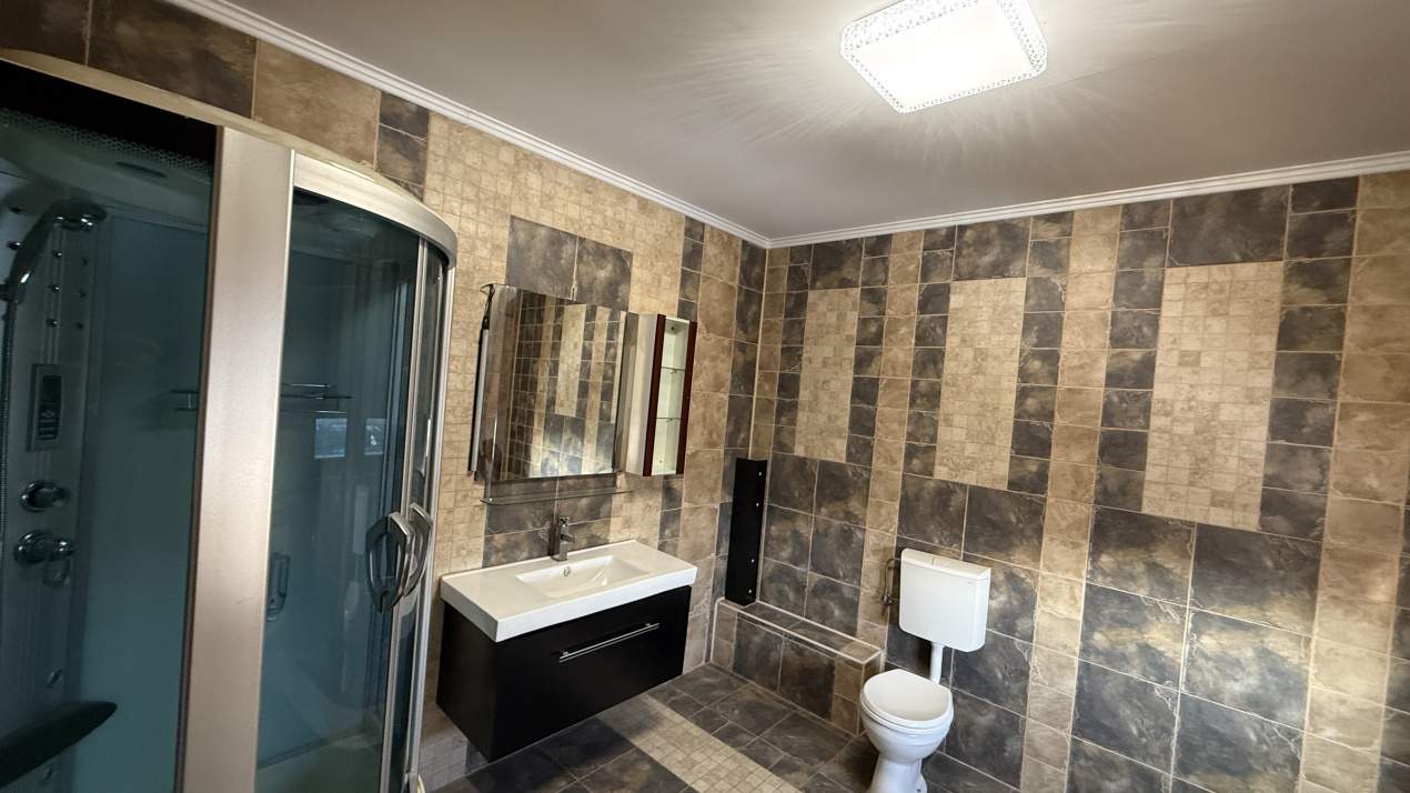 Vila premium, oportunitate rara in zona Eroii Revolutiei, Bulevardul Pieptanari